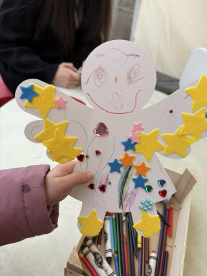 Unsere Bastelaktionen kam bei Klein und Groß gut an